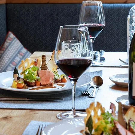 Aparthotel Sepp & Hannis Im Dorf