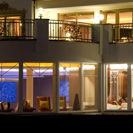 Sepp & Hannis Im Dorf