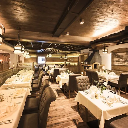 Sepp & Hannis Im Dorf Apart Otel 4*