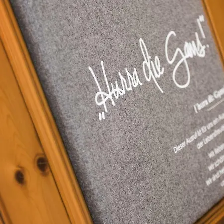 Sepp & Hannis Im Dorf