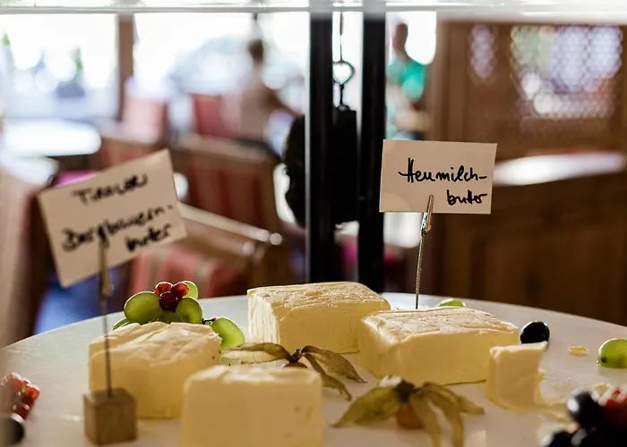 Sepp & Hannis Im Dorf Aparthotel