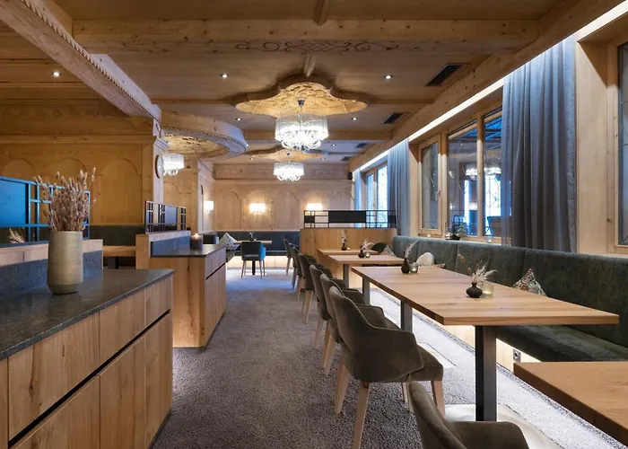 Aparthotel Sepp & Hannis Im Dorf 4*