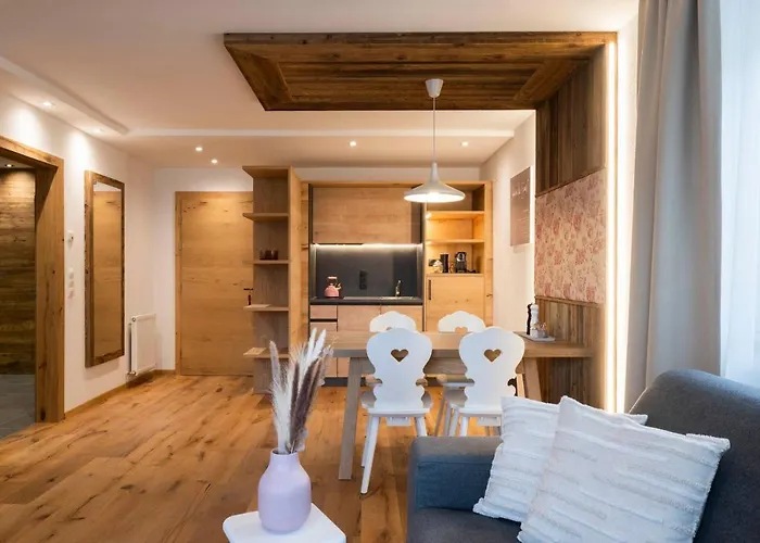 Aparthotel Sepp & Hannis Im Dorf Neustift im Stubaital