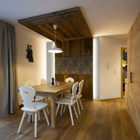 Aparthotel Sepp & Hannis Im Dorf