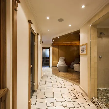 Apartahotel Sepp & Hannis Im Dorf 3*